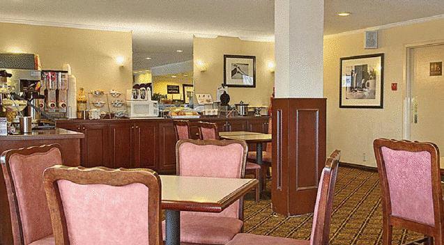 Hotel Econo And - Jackson