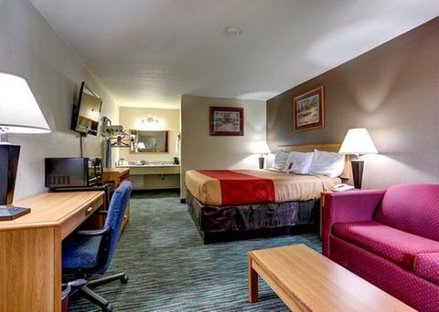 Econo And - Hotel