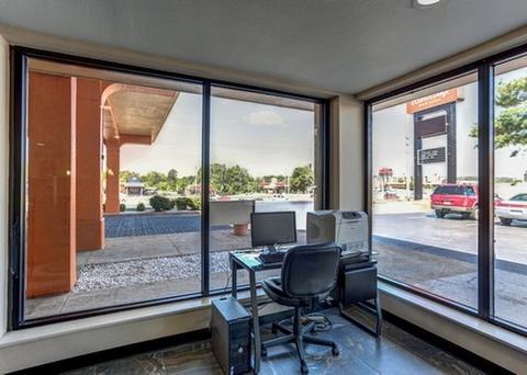Hotel Econo And - Jackson