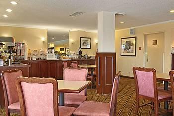 Hotel Econo And - Jackson